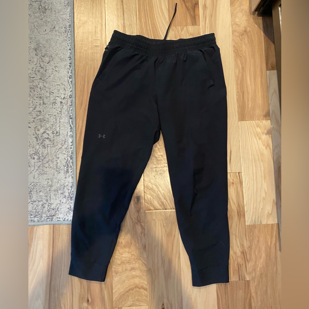 Under Armour Black Athletic Pants women’s large